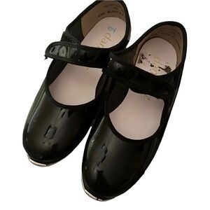 Danshuz Girl’s Black Patent Leather Mary Jane Style Tap Shoe Size 10